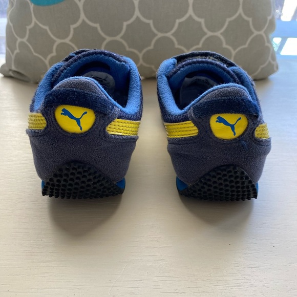 Boys Navy/Yellow Puma Sneakers Size 11.5 - Picture 4 of 8